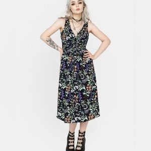 Disturbia Vesna Lace Front Midi Dress